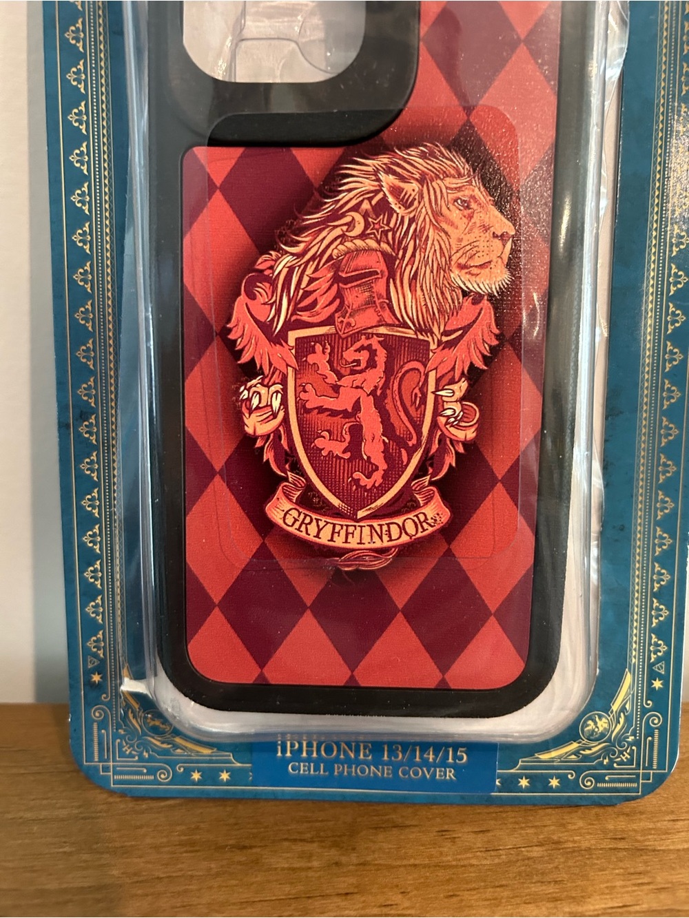 NEW Universal Studios Harry Potter Gryffindor iPhone Case for Iphone 13/14/15 - Picture 2 of 6